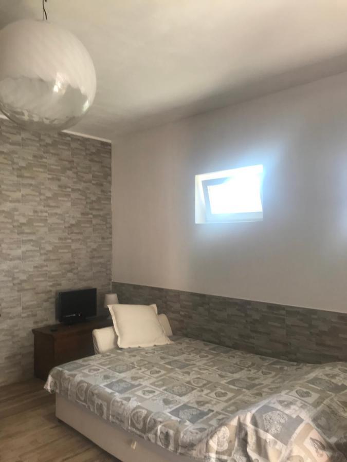 Monolocale Per Coppia Apartamento Carrodano Inferiore Exterior foto